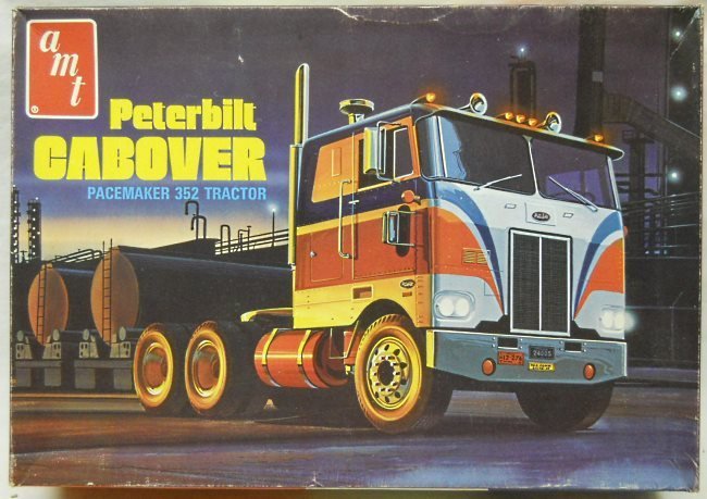AMT 1/25 Peterbilt Cabover Pacemaker 352 Tractor Semi Truck, T502 plastic model kit